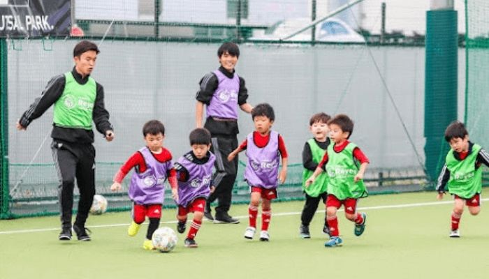 東急sレイエス フットボールスクールのフロントスタッフ アシスタントコーチ スポーツ求人なら スポジョバ